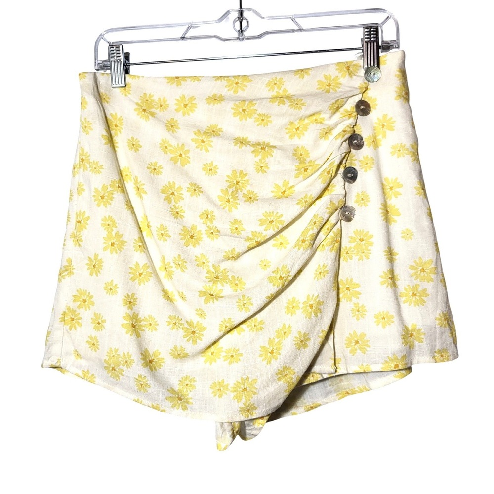 Cotton Candy LA Yellow Floral Daisy Skort Wrap Front Button Mini Linen Blend Med